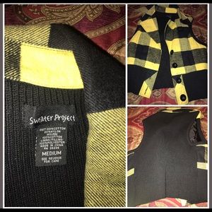Medium sweater vest